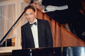 1339th  Liszt Evening - Parlour of Four Muses in Oborniki Slaskie, 13rd Sep 2019<br> The performers were Alexey Komarov - piano and Juliusz Adamowski - commentary. Photo by Waldemar Marzec.